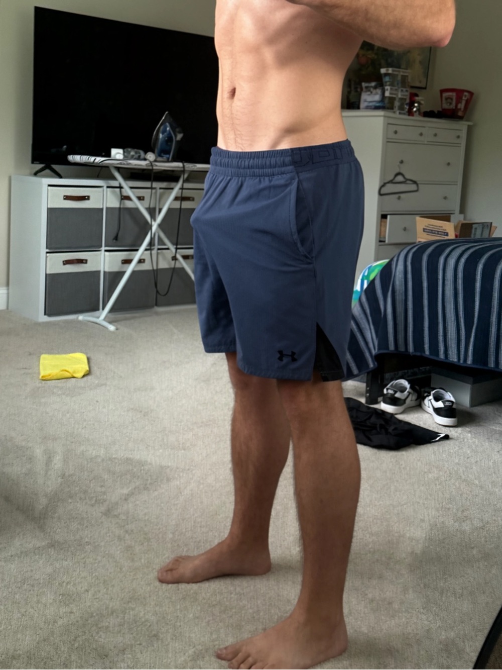 Under Armour Men's Nlie Athletic Training Shorts with Side Vents XL